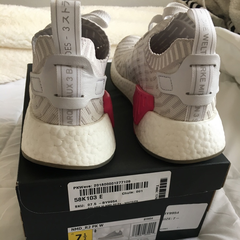 Adidas NMD R2
